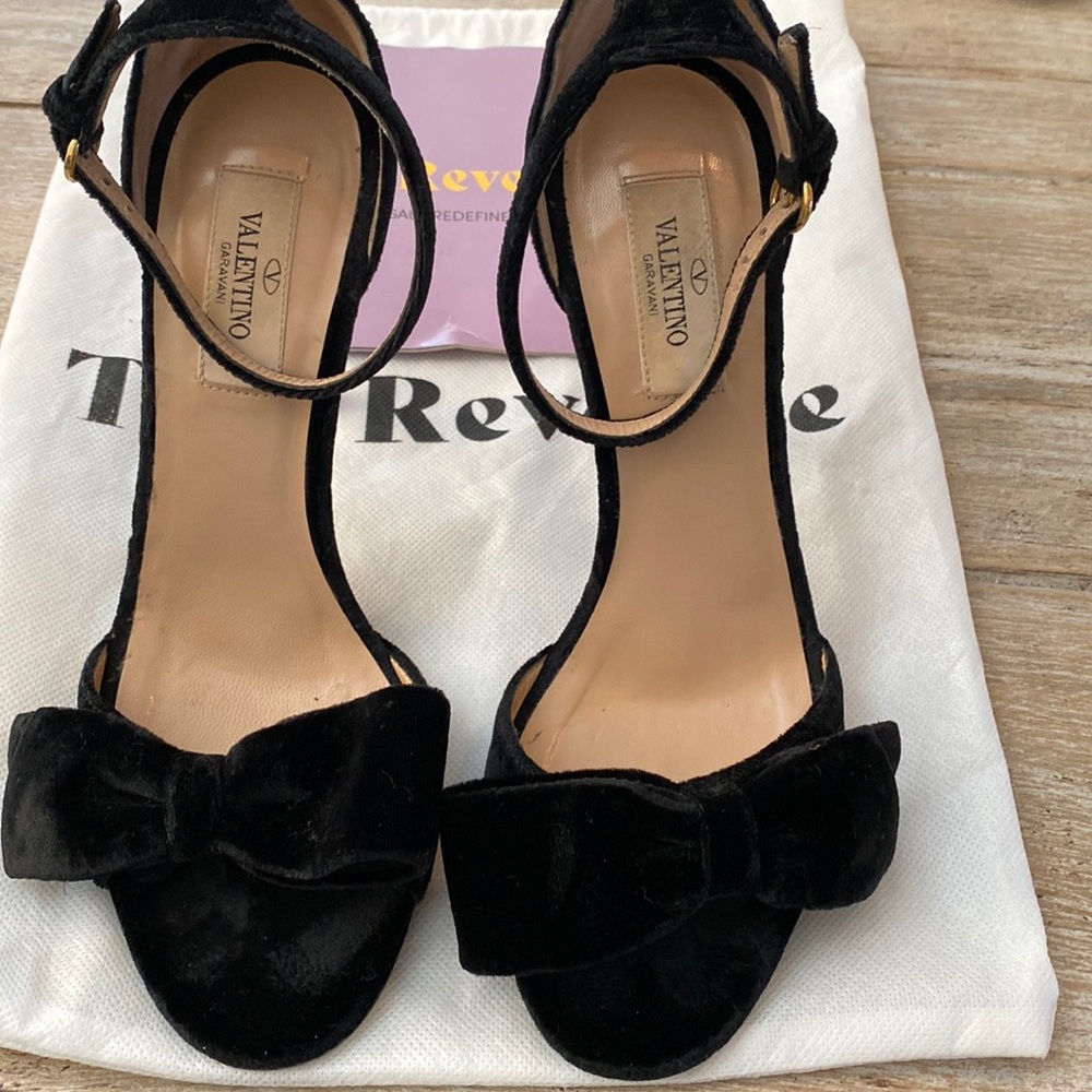 Valentino heels size 7